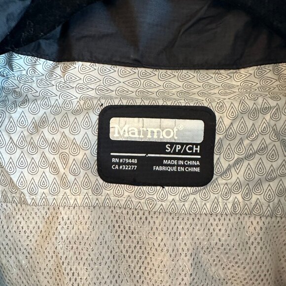 Used (Very Good) Marmot Rain Jacket size S - Picture 4 of 6